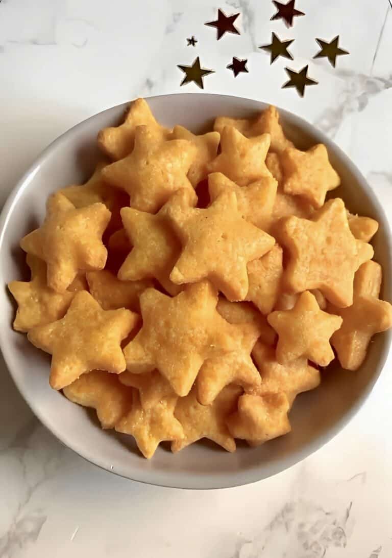 Homemade Cheez-Its