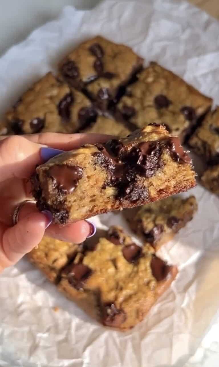 Peanut Butter Chocolate Chip Banana Bread Bars