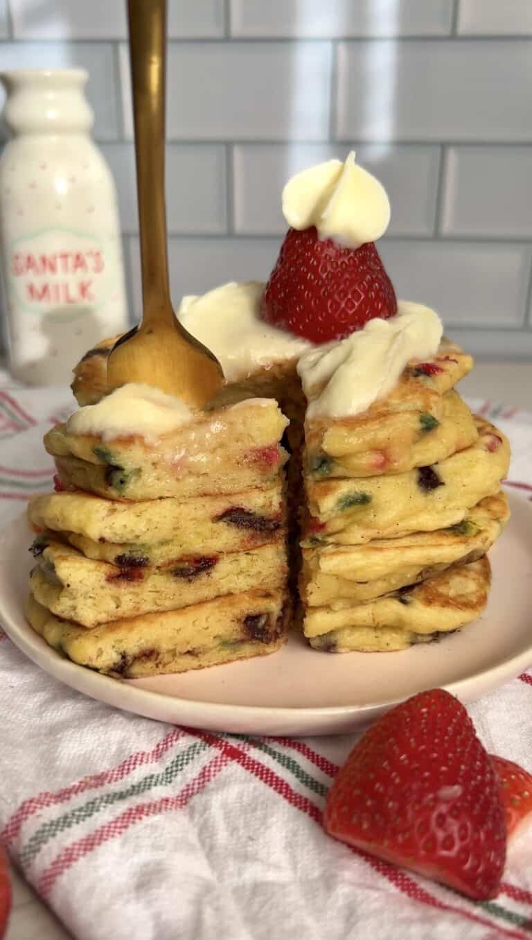 Thick and Fluffy Cottage Cheese Pancakes