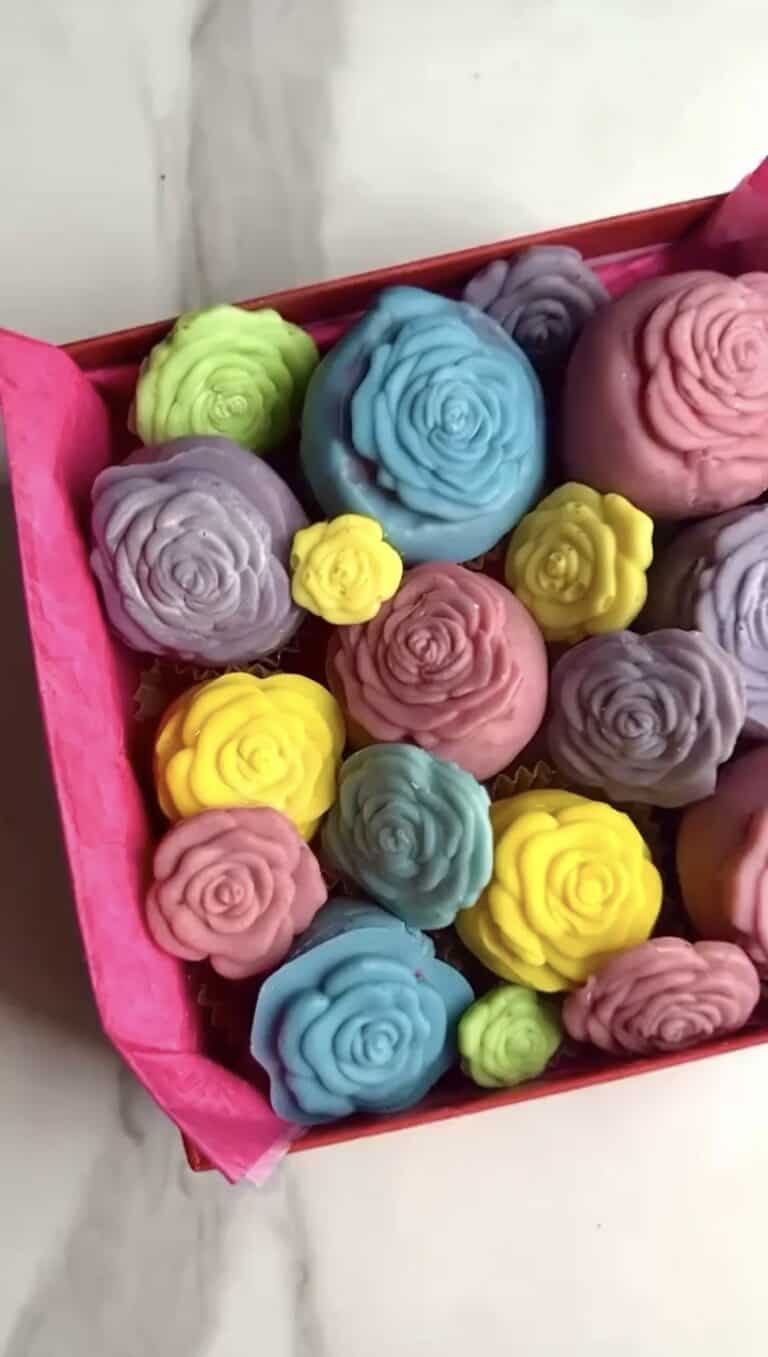 Chocolate Covered Strawberry Roses